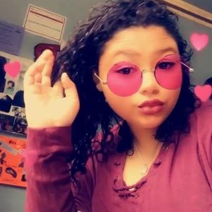 Meet your Posher, Allaria